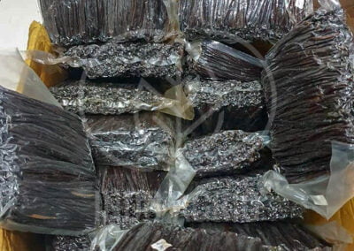 INDO AGRIO vanilla beans indonesia supplier producer manufacturer indoagrio exporter packing 3